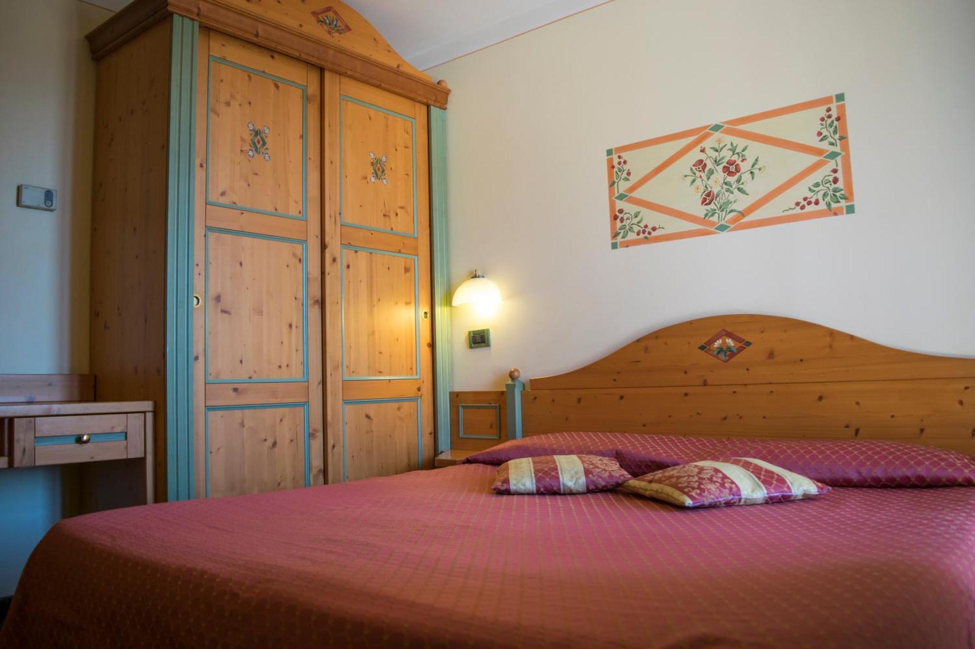 Alpen Garten Hotel Margherita Rumo Zimmer foto