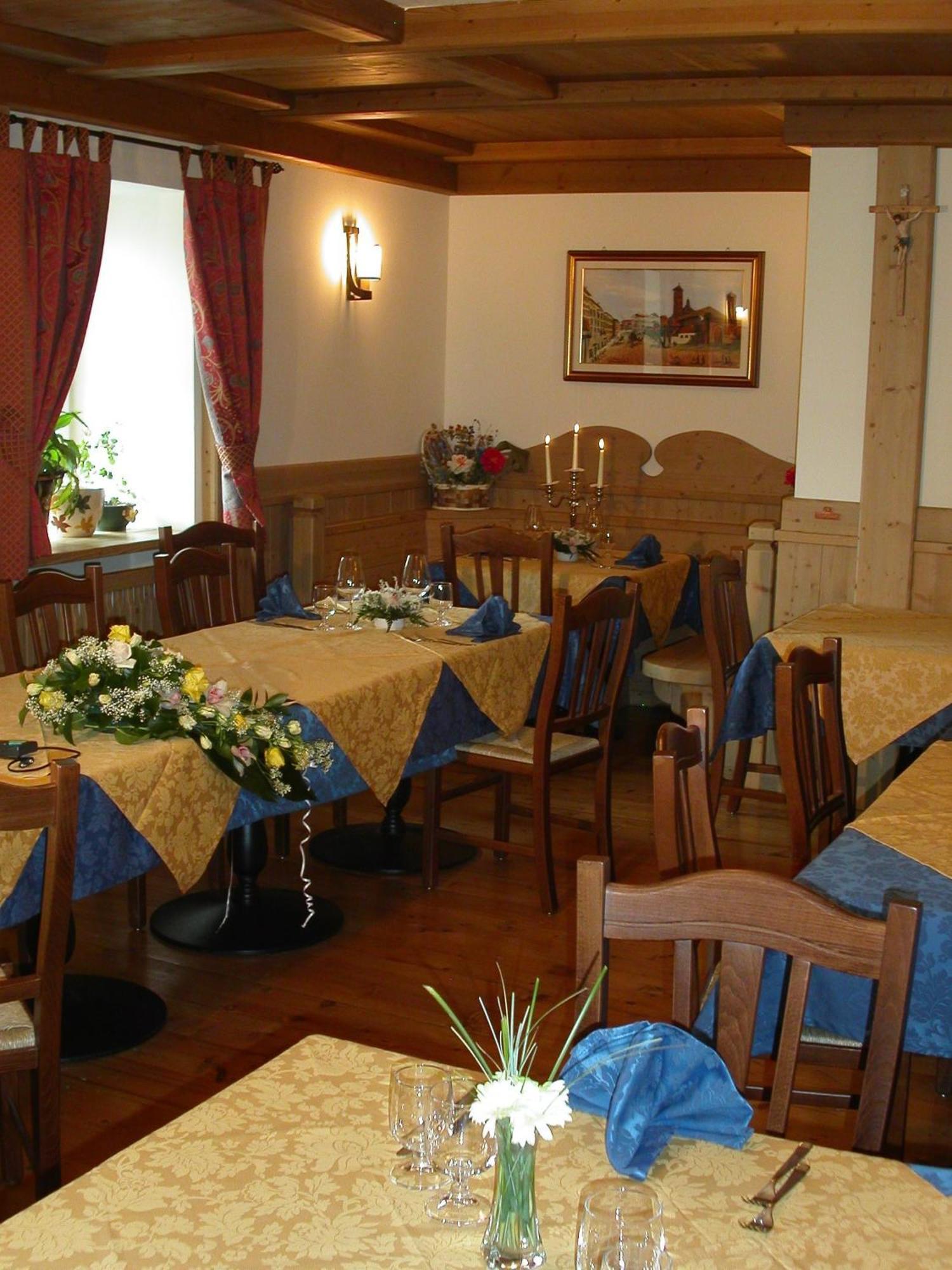Alpen Garten Hotel Margherita Rumo Exterior foto